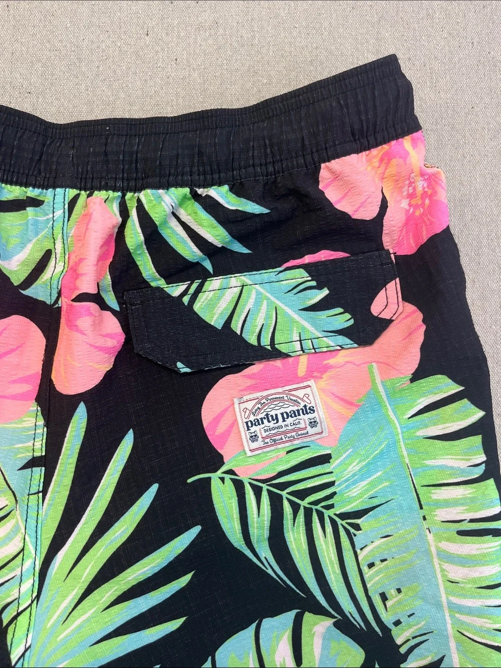 Party Pants Tropical Floral Swim Trunks Black Pink Medium Shorts